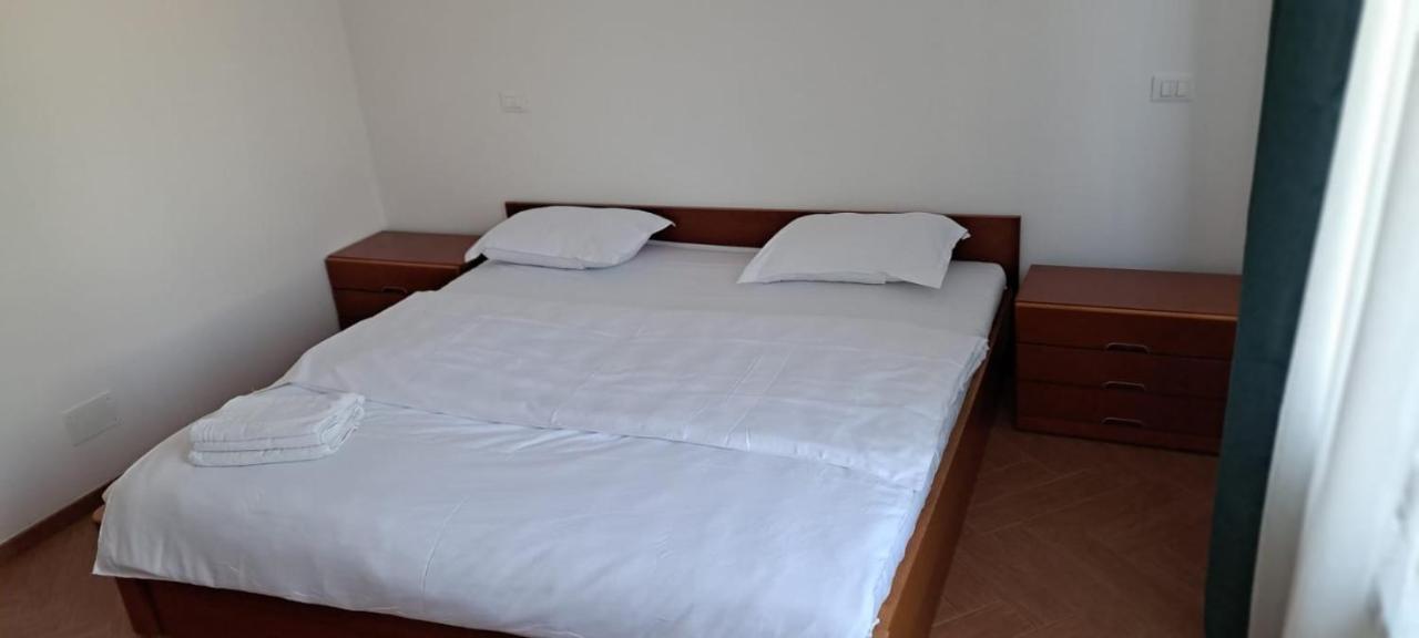 Apartamento Casa Francesca Comanesti  Exterior foto